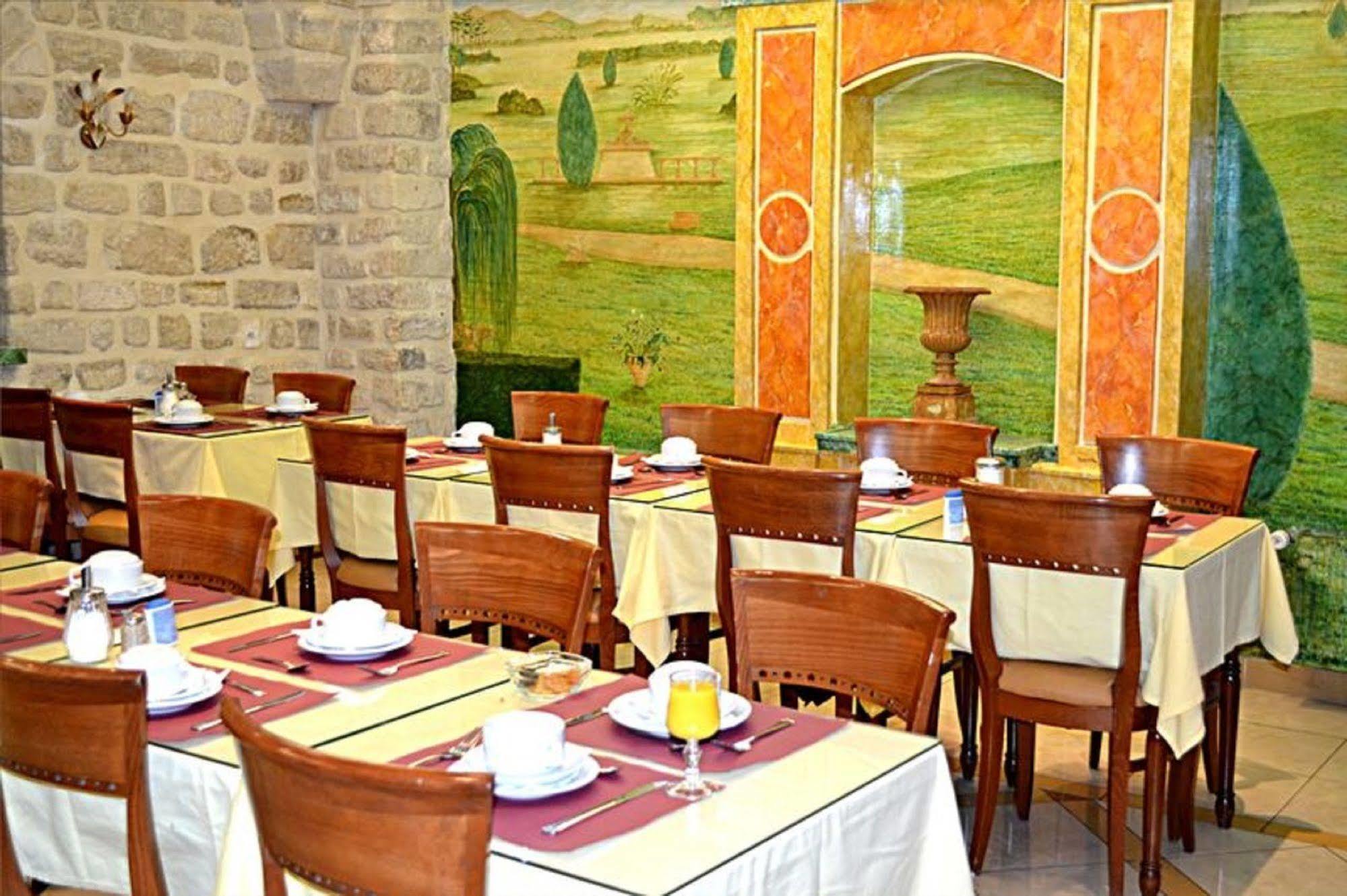 Touring Opera Hotel Parijs